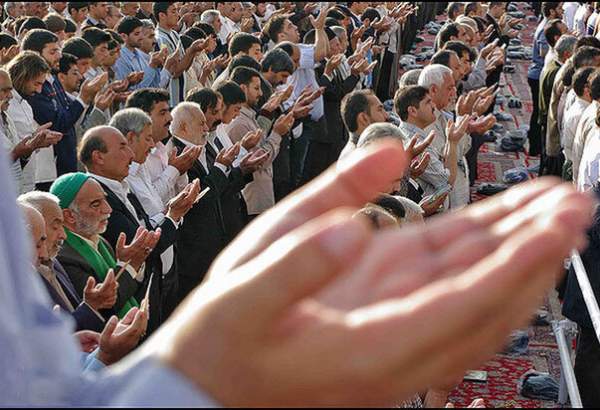 نماز عید فطر در بیش از ۱۳۰۰ بقعه متبرکه در سراسر کشور اقامه می‌شود