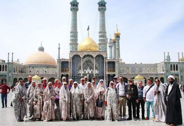 Non-Muslim visitors welcomed at Imam Reza shrine