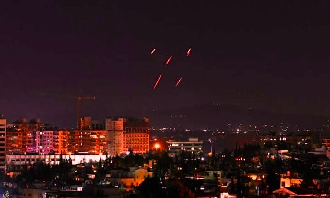الدفاعات الجوية السورية تتصدى لاعتداءات في دمشق