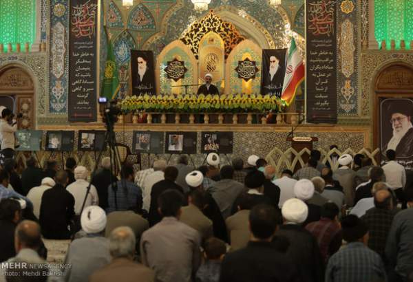 مراسم سالگرد ارتحال امام خمینی (ره) از سوی رهبر انقلاب در قم برگزار شد