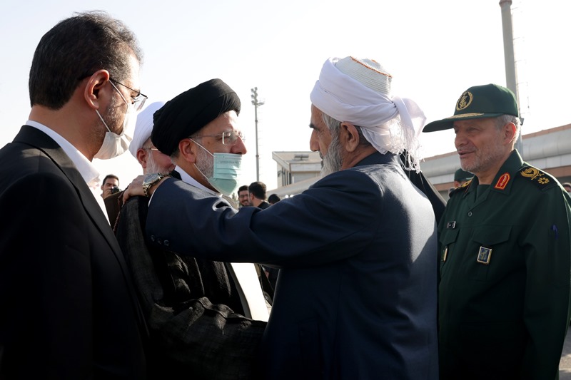 رئيس الجمهورية يصل مدينة سنندج مركز محافظة كردستان  