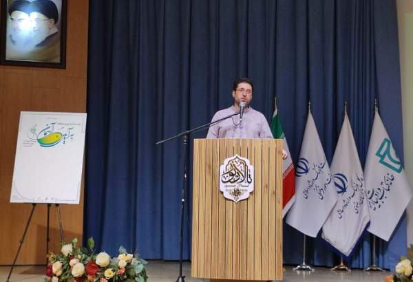 برگزاری محفل شعرخوانی "به آیین آسمان" در مشهد به مناسبت روز مباهله