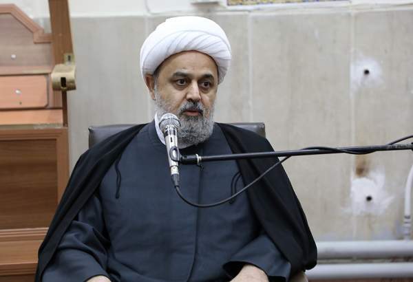 Top cleric calls on Shia, Sunni scholars to boost unity in Islamic nation