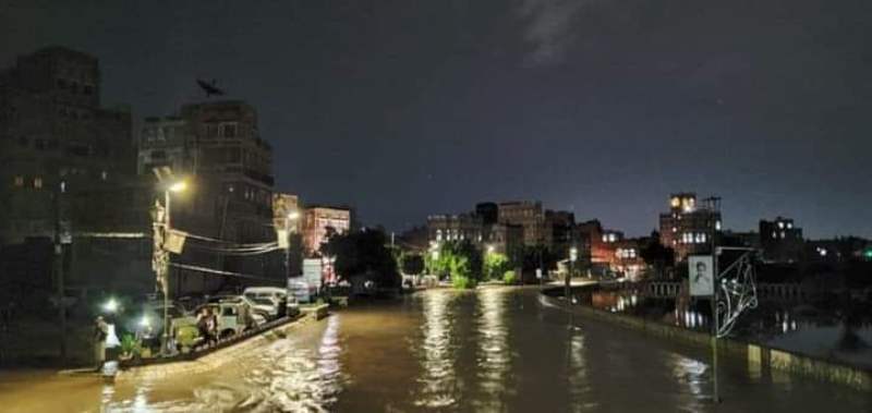 سيول الأمطار في اليمن تتسبب في وفاة 29 شخصاً ونفوق مواشي وتهدم منازل