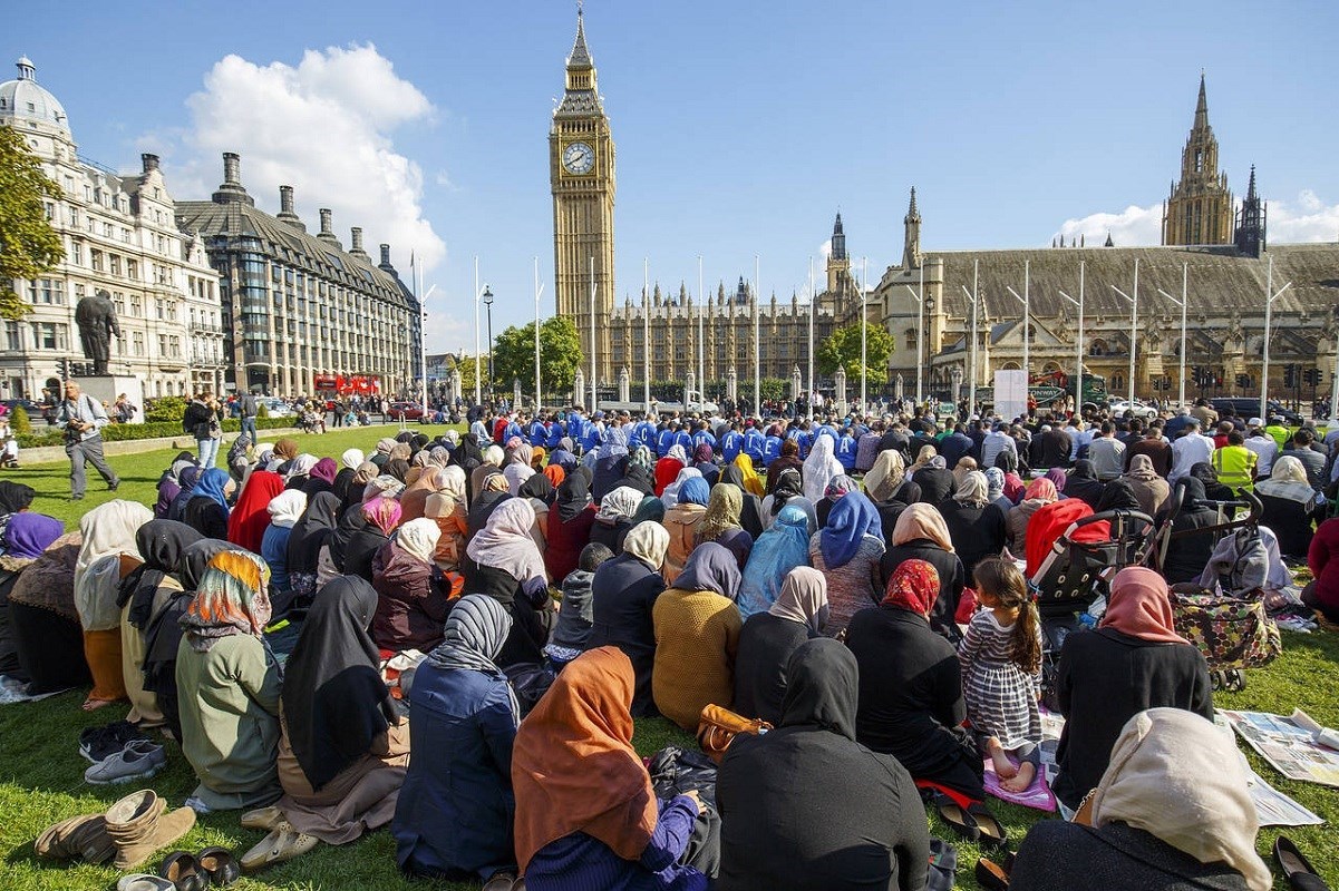 المجلس الإسلامي البريطاني ينتقد تجاهل المحافظين لـ"الإسلاموفوبيا"