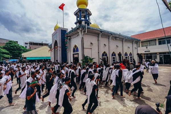 Buddhists, Christians attend Ashura procession in Thailand (photo)  <img src="/images/picture_icon.png" width="13" height="13" border="0" align="top">