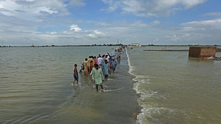 باكستان تعلن حالة الطوارئ وتضرر ملايين الأشخاص جراء الفيضانات