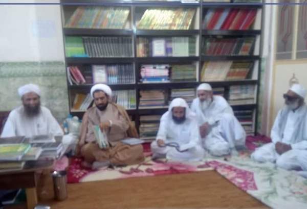 دیدار و گفت‌و‌گو با مدیر و مدرسان اهل سنت مدرسه دینی جامعه اسلامیه