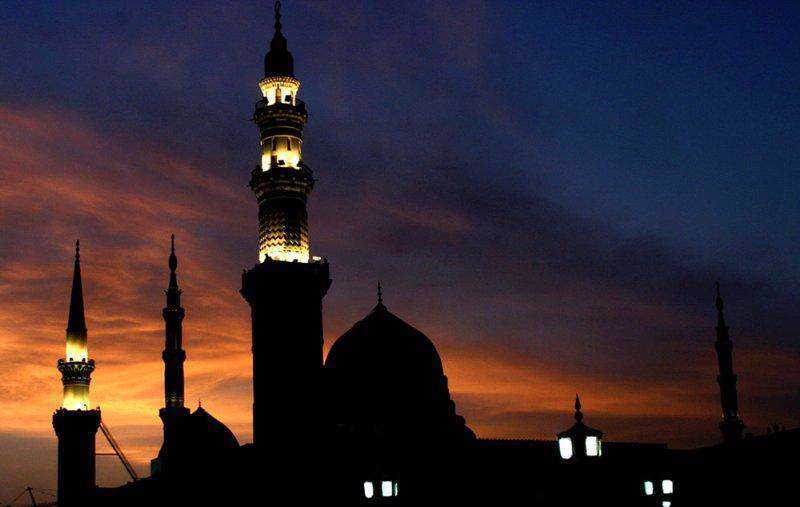 المسجد النبوي الشريف في ذكرى وفاة الرسول الاكرم محمد (ص) (2)  