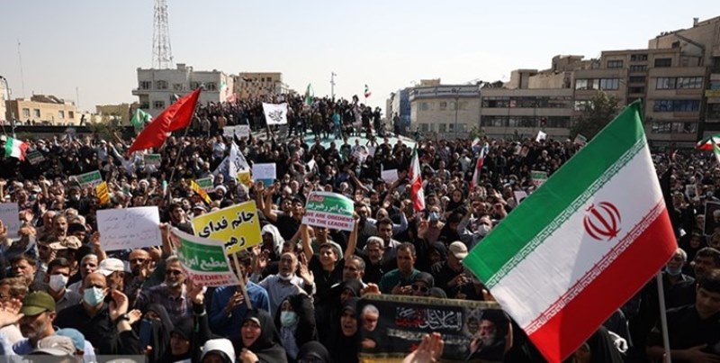 طهران على موعد اليوم مع مسيرات شعبية عارمة للتنديد بأعمال الشغب