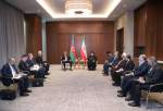 رئیسی: آماده‌ایم از ظرفیت‌های عظیم کشورمان در مسیر حل اختلافات آذربایجان و ارمنستان استفاده کنیم