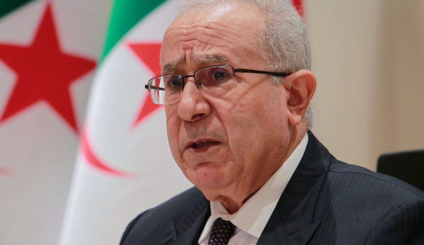 وزير خارجية الجزائر : القضية الفلسطينية تمر اليوم بأصعب مراحلها