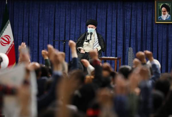 Des Ispahanais rencontrent le Leader de la Révolution islamique  