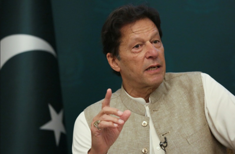 عمران خان : الانتخابات المبكره السبيل الوحيد لحل الأزمة الحالية في باكستان