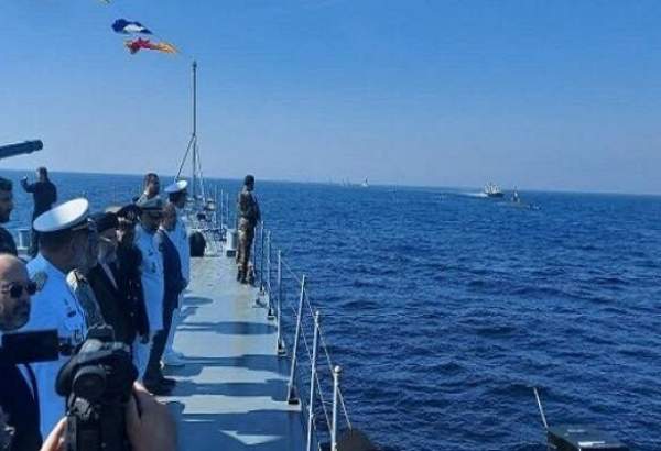 Raeisi attends National Navy Day ceremonies in southern Iran