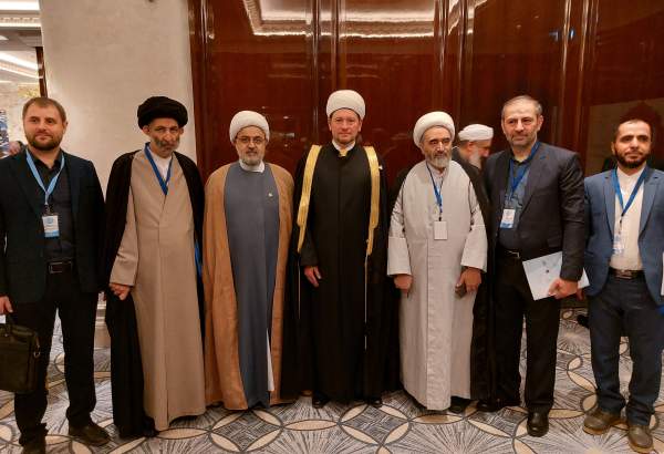Le chef du Département religieux musulman et le chef du Conseil des muftis de Russie acueille le Dr. Shahriai  