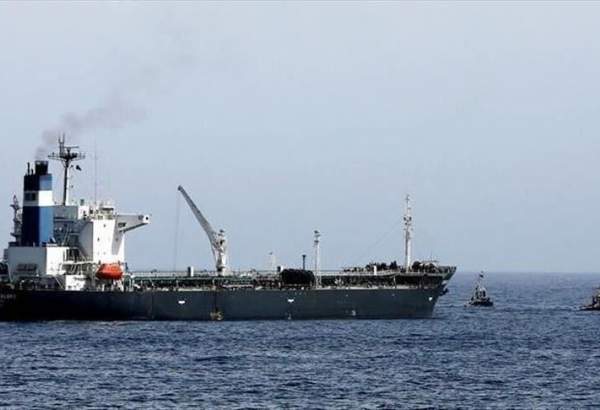 توقیف ۴ کشتی حامل سوخت یمن از سوی ائتلاف سعودی