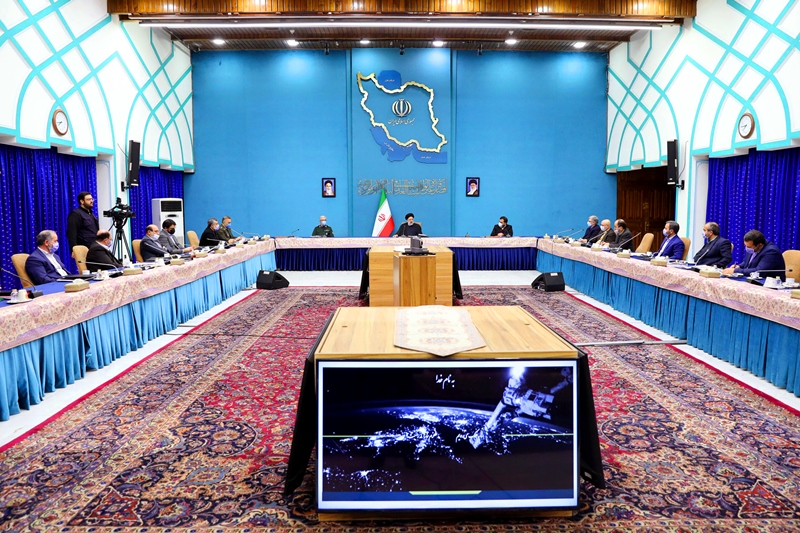 الرئيس الايراني : إنجازات الصناعات الفضائية دليل على فشل الحظر