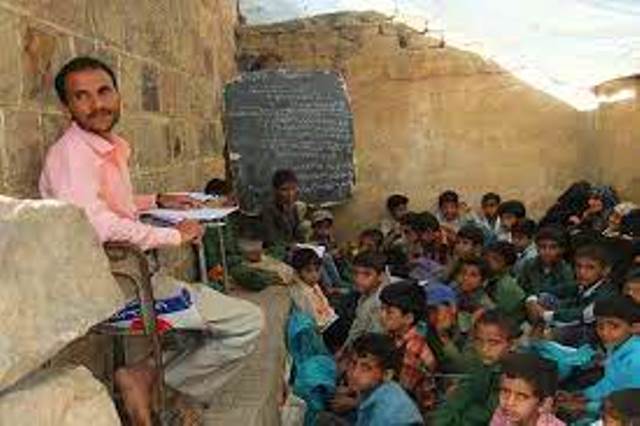 منظمة دولية :  80% من الطلاب في اليمن بحاجة إلى مساعدات تعليمية