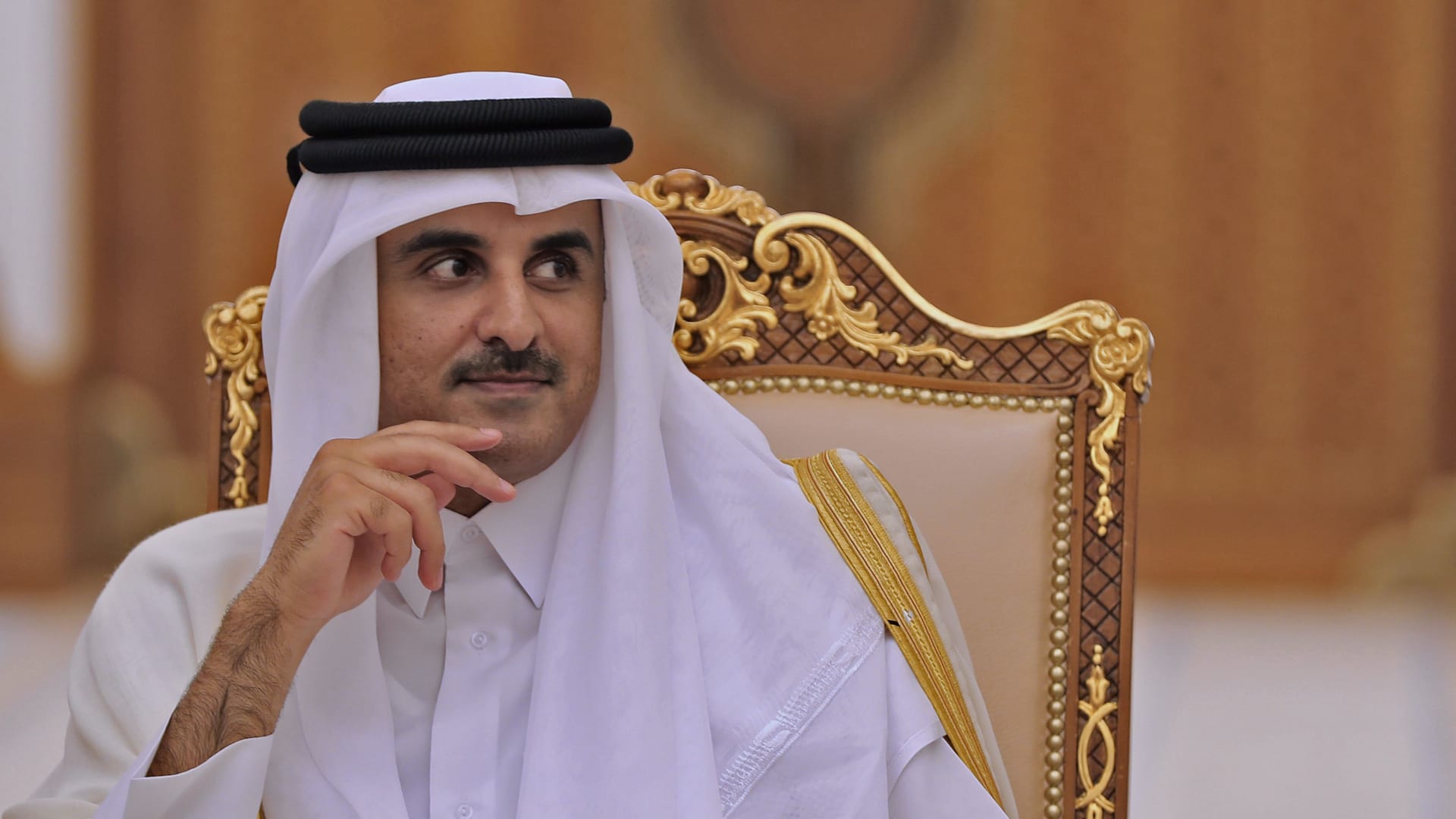 امير قطر يهنئ  الرئيس الايراني بذكرى انتصار الثورة الاسلامية في ايران