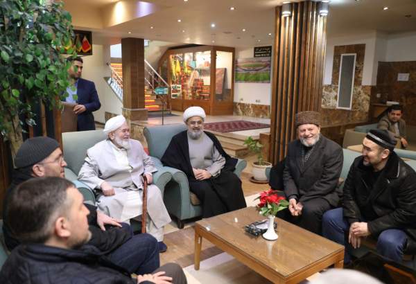 ڈاکٹر شہریاری کا اسلامی اتحاد کے دوسرے علاقائی اجلاس کے غیر ملکی مہمانوں کا استقبال  