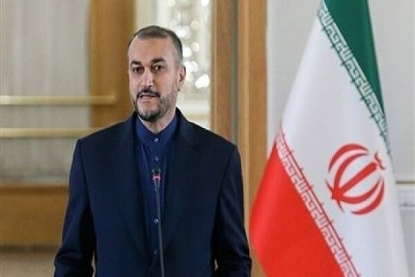 وزير الخارجية الايراني يصف سلوك الاتحاد الأوروبي استمرارا لسياسة ترامب الفاشلة