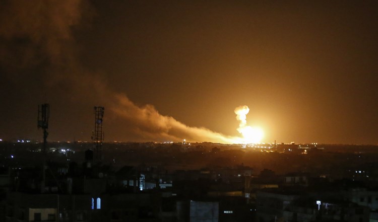 المقاومة في غزة تجدد قصفها لمستوطنات محاذية للقطاع رداً على العدوان الاسرائيلي