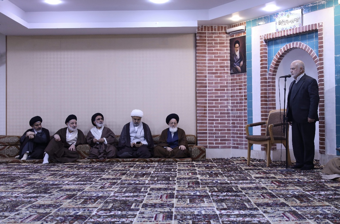 دیدار هیئت ایرانی شرکت کننده در اجلاس وحدت اسلامی عراق با آیت الله حسینی