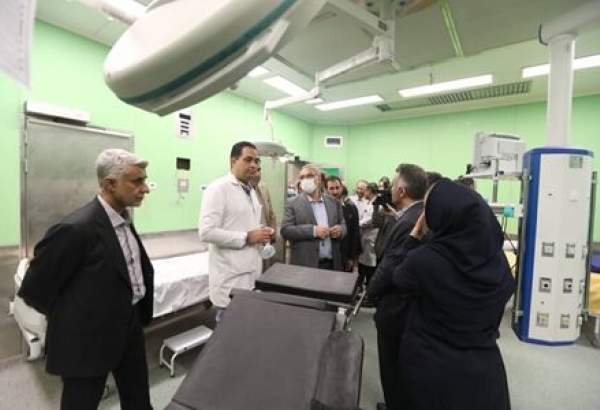 وزیربهداشت از پروژه کلان بیمارستان شهدای تجریش بازدید کرد