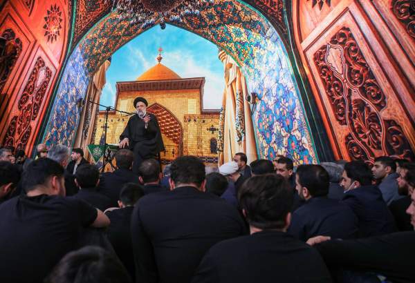 Le président iranien participe à la cérémonie religieuse de la 19 nuit du moid de Ramadan  