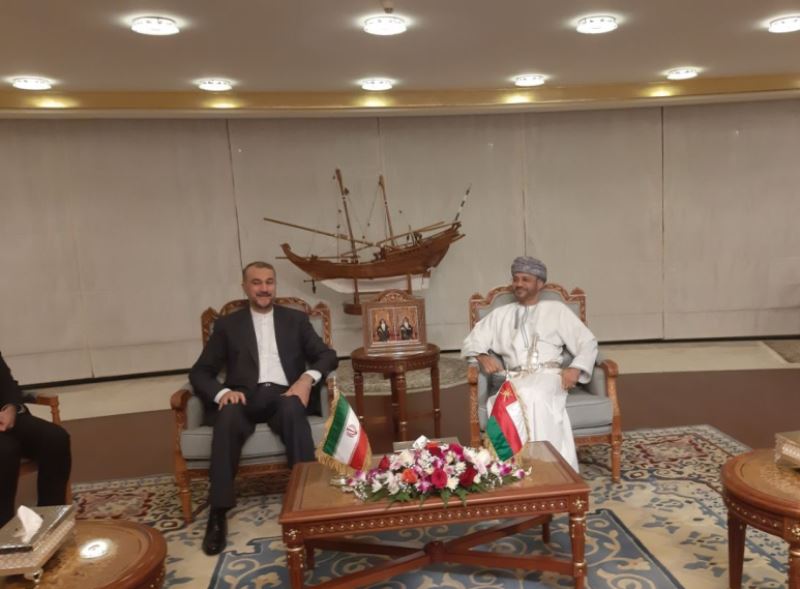 اميرعبداللهيان يلتقي وزير الخارجية العماني في مسقط