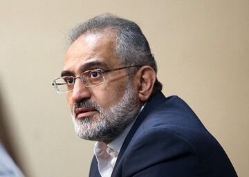 نائب الرئيس الايراني : تواجد إيران في المياه الدولية يعزز امن السفن التجارية