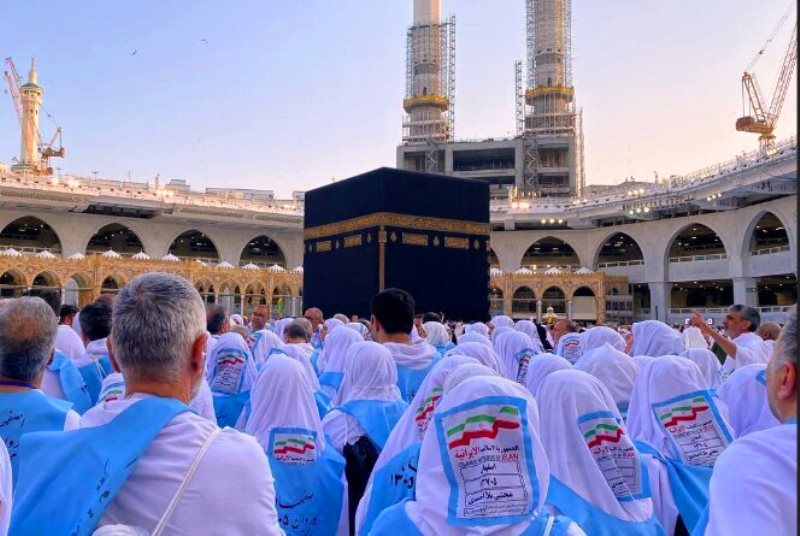Iranian Hajj pilgrims perform circumambulation ritual in Mecca (photo)  