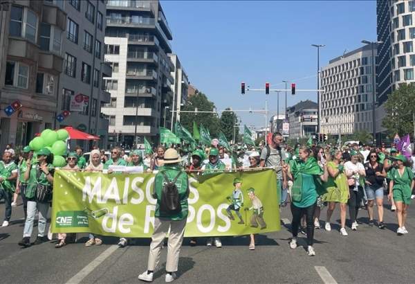Healthcare workers in Belgium rally against poor working conditions