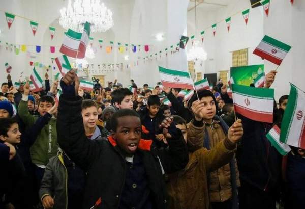 برگزاری بزرگترین گردهمایی کودکان جهان اسلام در حرم رضوی