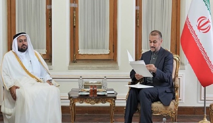 أمير قطر يبعث برسالة الى الرئيس الايراني يتسلمها أمير عبد اللهيان