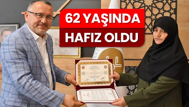 بانوی 62 ساله ترکیه‌ای حافظ کل قرآن شد