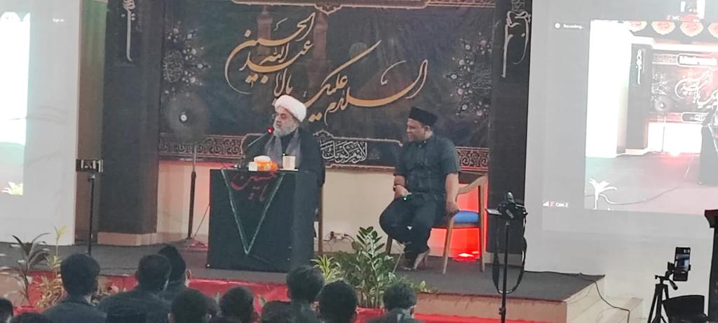 Huj. Shahriari visits Khatam-Unnabiyyin Seminary in Jakarta (photo)  