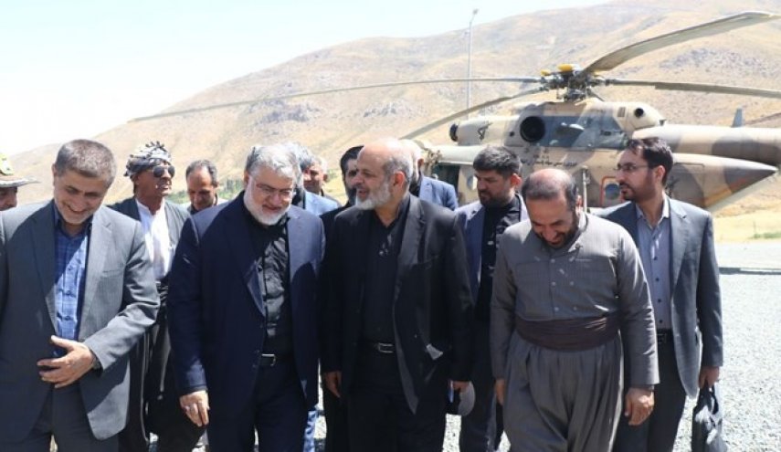 وزير الداخلية الايراني يتفقد منفذ تمرتشين الحدودي مع العراق