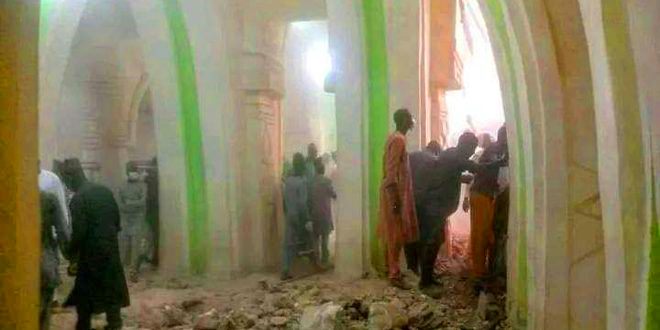 وفاة 10 وإصابة 30 شخصا جراء انهيار مسجد في نيجيريا