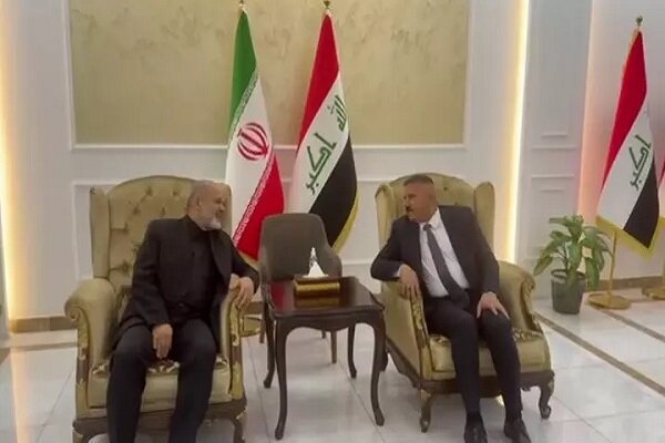 وزیر کشور به منظور تسهیل سفر زائران اربعین حسینی (ع) وارد بغداد شد