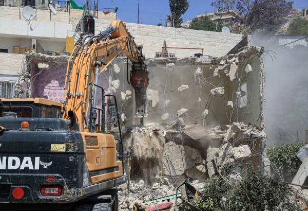 West Bank: Israeli army demolishes Palestinian house and blocks work on others
