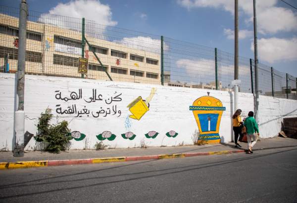 Israel confiscates Palestinian schoolbooks in Jerusalem