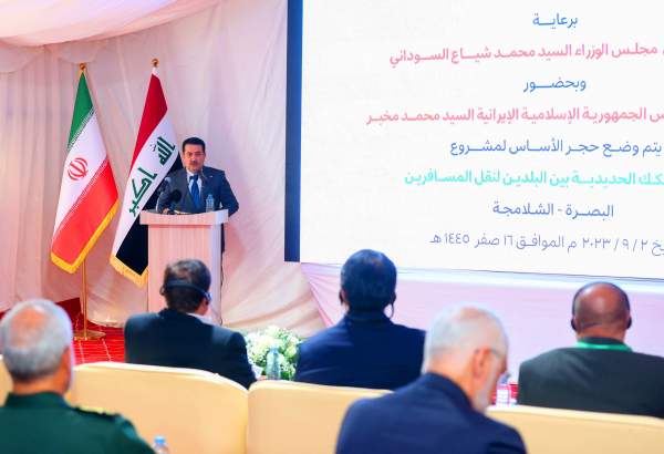 رئيس الوزراء العراقي : الربط السككي عبر الشلامجة حلقة من حلقاتٍ لنقل المسافرين وزائري العتبات