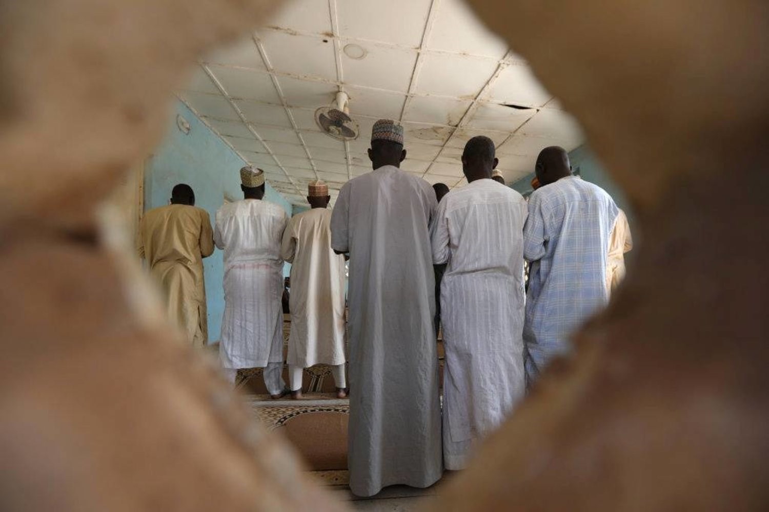 نيجيريا: مقتل 7 أشخاص في هجوم مسلح استهدف مسجداً