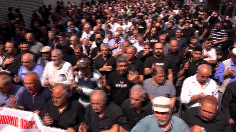 مسيرة حاشدة في ساحة" هالكالي" بإسطنبول إحياءً لذكرى أربعينية الإمام الحسين (ع)