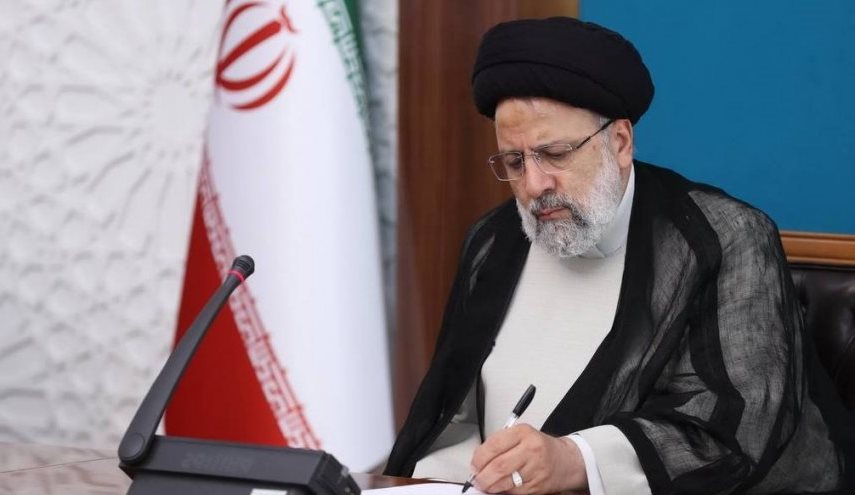 الرئيس الايراني يؤكد دعم ايران للدفاع المشروع الذي يخوضه الشعب الفلسطيني