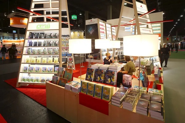 انصراف مالزی از نمایشگاه کتاب فرانکفورت به دلیل حمایت برگزارکنندگان از رژیم صهیونیستی