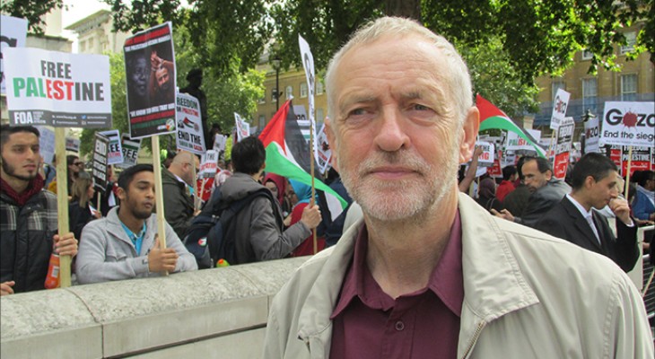 جيرمي كوربن عضو البرلمان البريطاني ورئيس حزب العمال المعارض يندد بجرائم الحرب التي تقوم بها إسرائيل في قطاع غزة