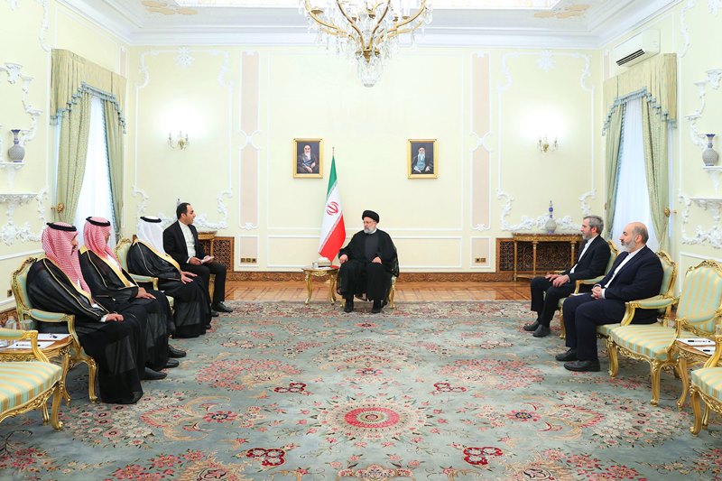الرئيس الايراني : تعزيز العلاقات بين إيران والسعودية مؤثرا في التعاون الإقليمي و العالم الإسلامي